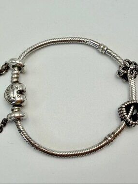 Pandora Moments Charm Bracelet – Heart Clasp, 925 ALE